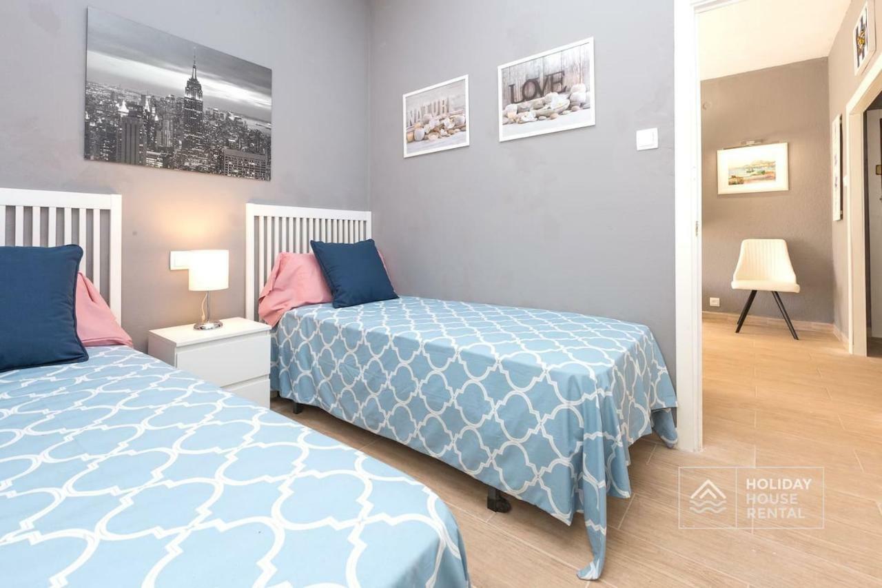 סאלו S12 - Beach Front Apartment --Free Wifi- מראה חיצוני תמונה