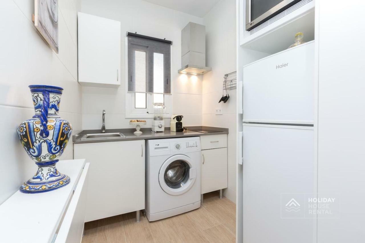 סאלו S12 - Beach Front Apartment --Free Wifi- מראה חיצוני תמונה