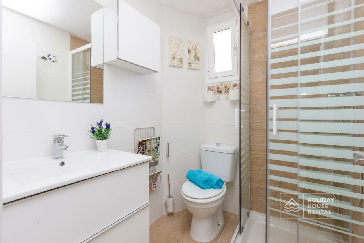 סאלו S12 - Beach Front Apartment --Free Wifi- מראה חיצוני תמונה