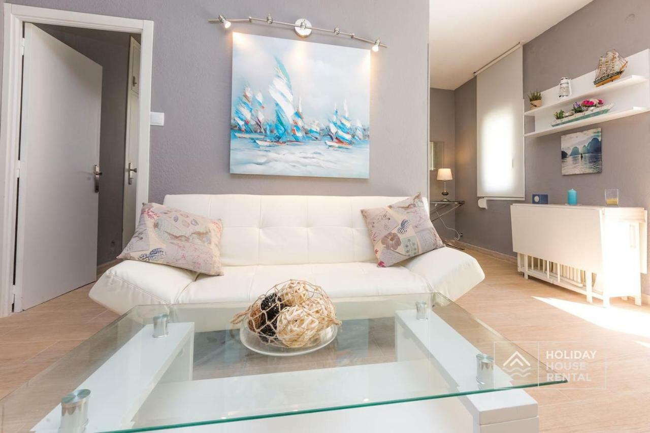 סאלו S12 - Beach Front Apartment --Free Wifi- מראה חיצוני תמונה